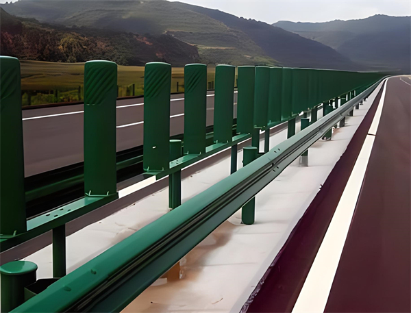 昌江三波护栏板在高速公路的应用